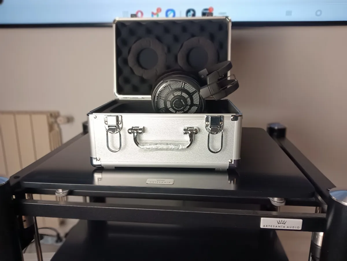 Audio Technica ADX7000, a revolution of love